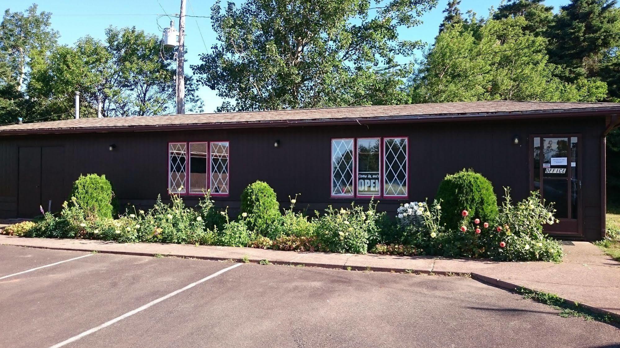 North Rustico Harbour Inn Экстерьер фото